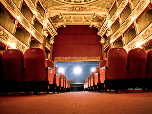 Stages &amp; Auditoriums | UL Certified Smoke &amp; Fire Curtains - smoke_curtains_auditorium