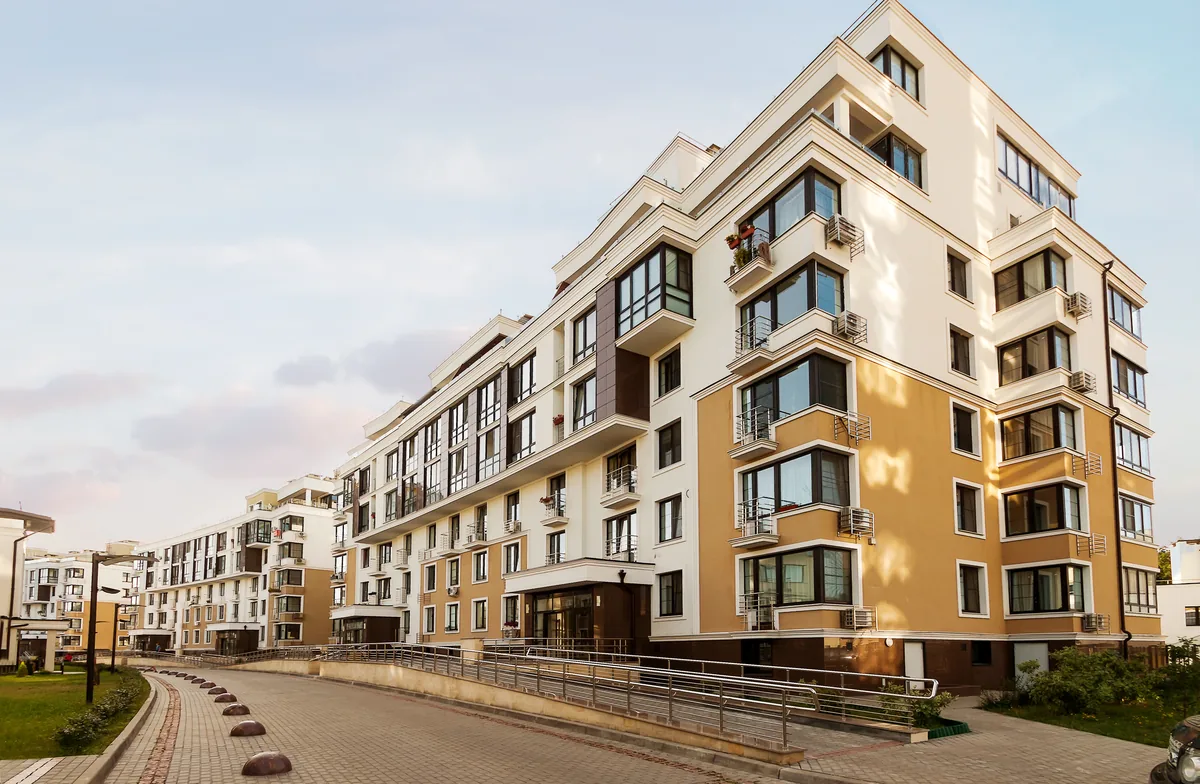 Mid-rise multi-family residential buildings, a fire curtain application